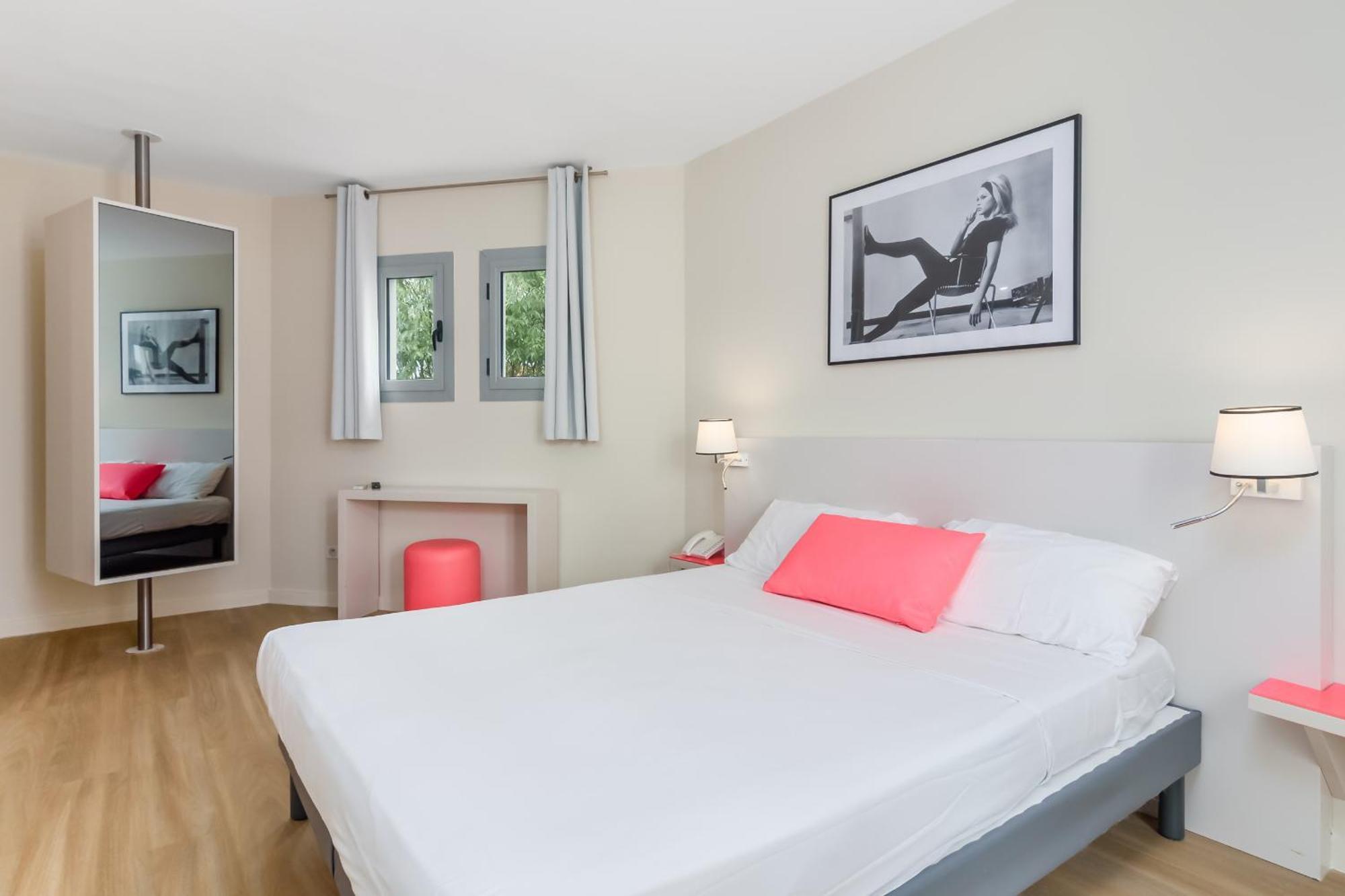 Urban Riviera Juan Les Pins - Queen Room Ngoại thất bức ảnh