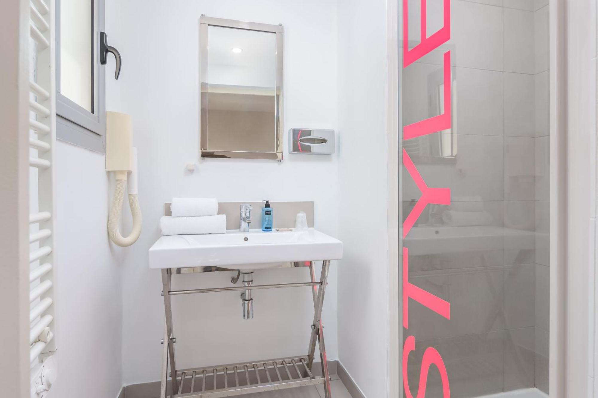 Urban Riviera Juan Les Pins - Queen Room Ngoại thất bức ảnh